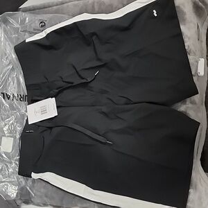 Nwt mens Short